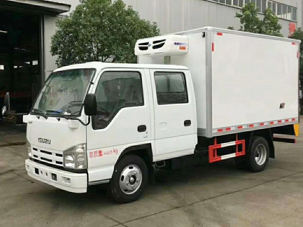 慶鈴五十鈴雙排座3米2冷藏車